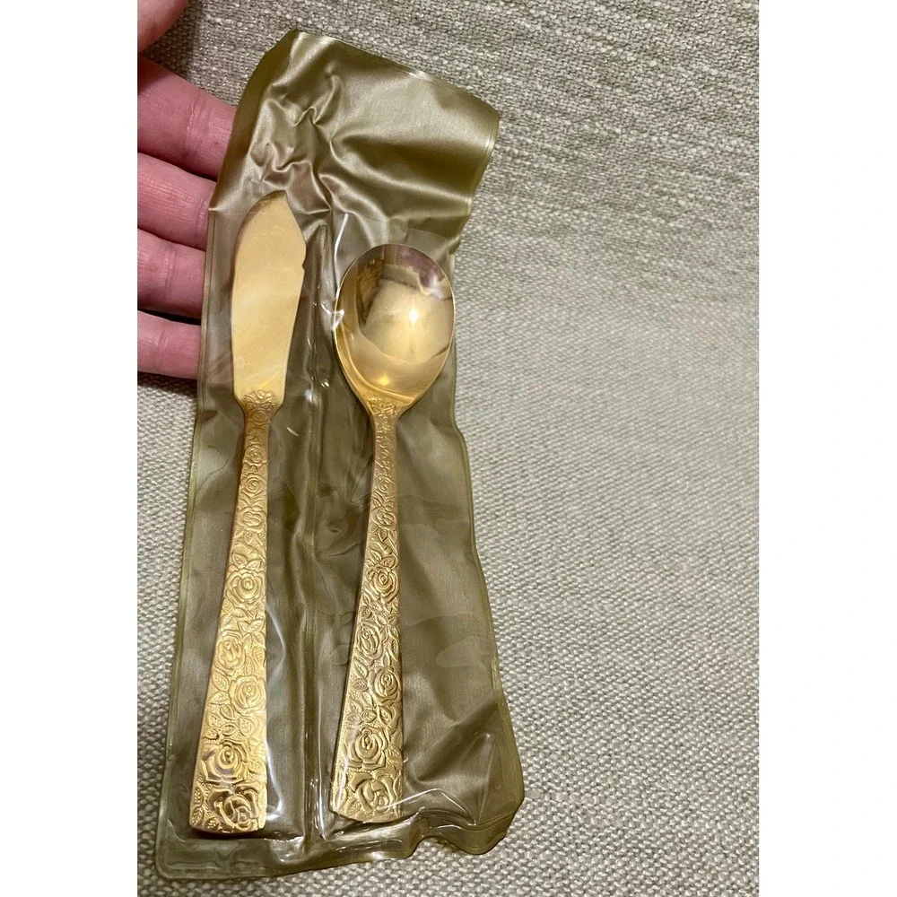 Vtg CELLINI ROMANESQUE Set of 8 Flatware 1 Pc MISSING W/ Butter Sugar Spoon Case